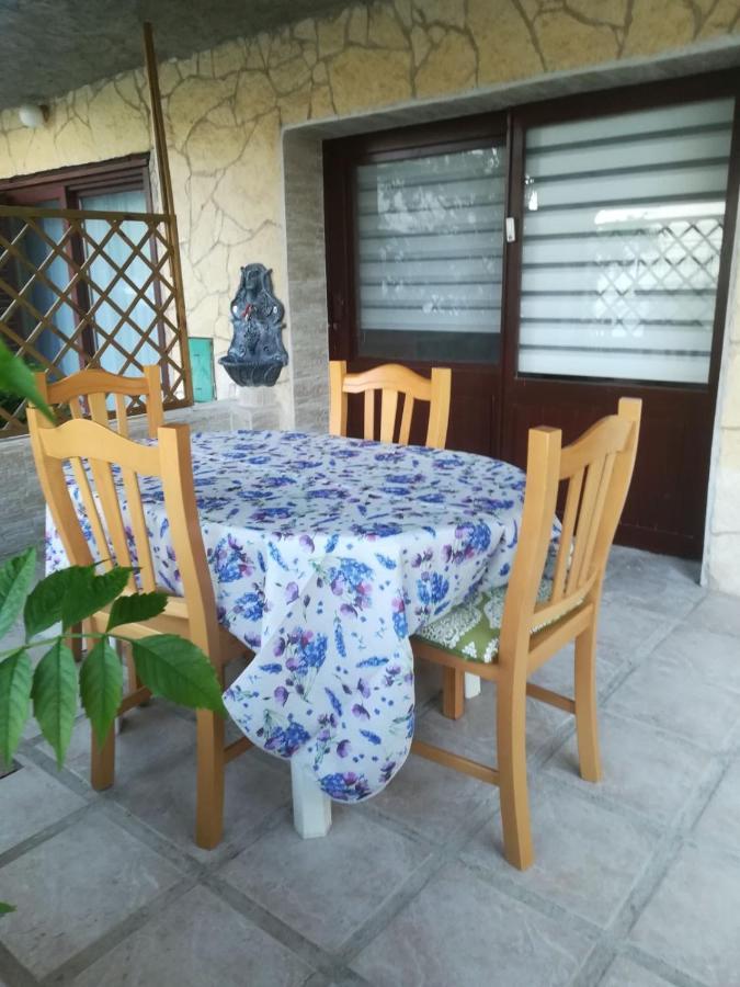 Studio Apartment Posavec Premantura Bagian luar foto